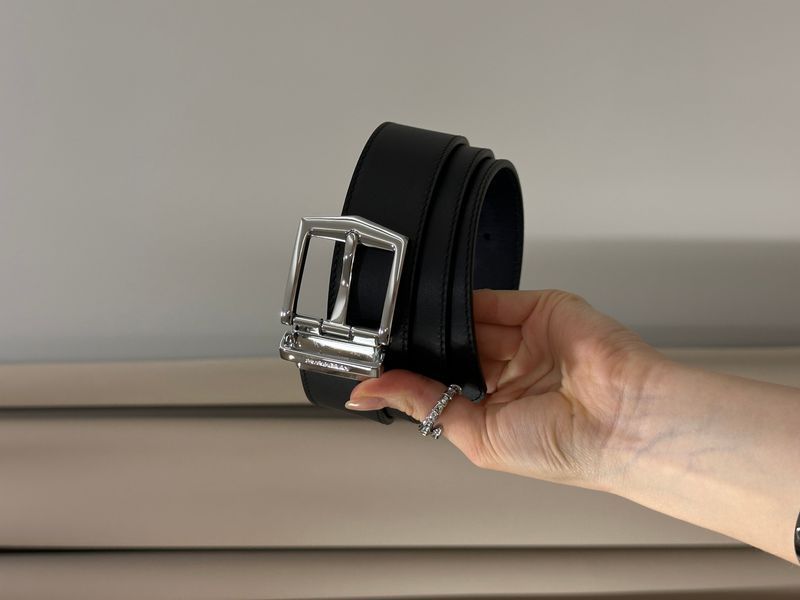 Burberry Reversible Grainy Leather Belt &mdash; двосторонній шкіряний ремінь Silver 6617043 фото