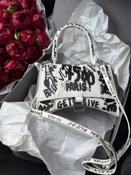 Balenciaga Hourglass Handbag Small in Crocodile Embossed Calfsk White/Black pr1061 фото