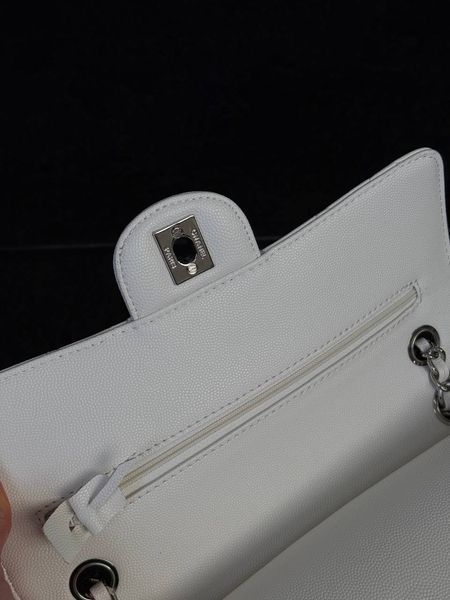 Chanel White Quilted Calfskin Mini 20 Bag Gold Hardware Коробка магніт pr22278 фото