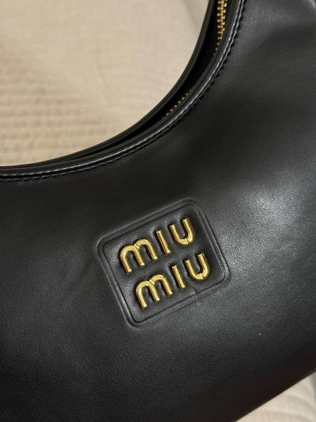 Miu Miu Leather Hobo Bag Black [Ориг Коробка] miu2054 фото