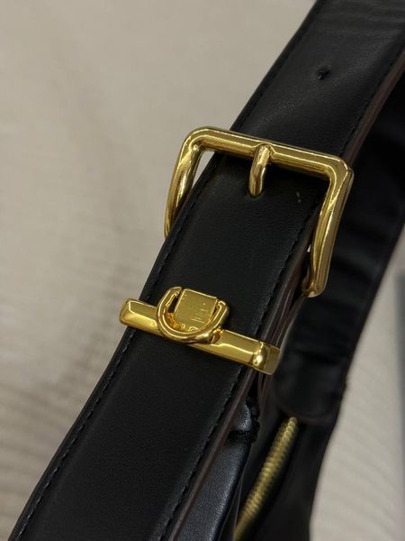Miu Miu Leather Hobo Bag Black [Ориг Коробка] miu2054 фото