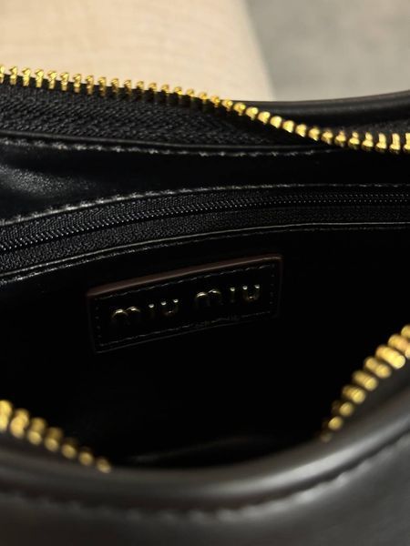 Miu Miu Leather Hobo Bag Black [Ориг Коробка] miu2054 фото