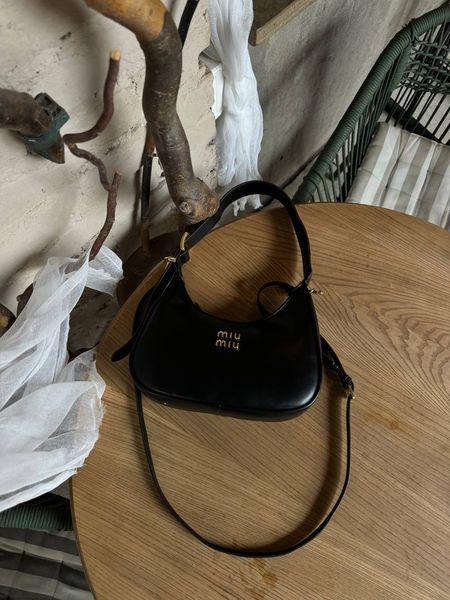 Miu Miu Leather Hobo Bag Black [Ориг Коробка] miu2054 фото