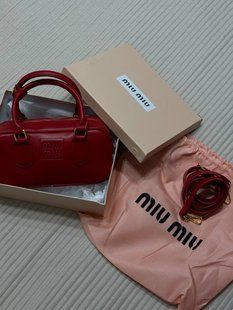 Miu MiuArcadie Leather Bag Red[Ориг Коробка] miu2059 фото