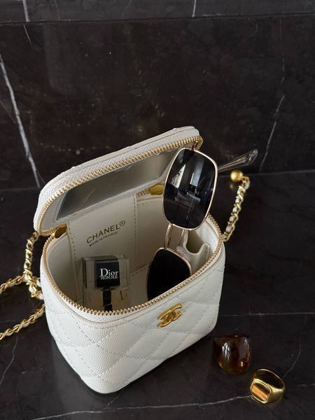 Chanel Classic White Lambskin Pearl Crush Mini Vanity Case [оригінальна коробка] pr0027 фото