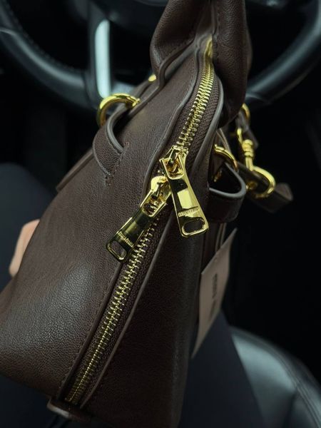 DARK BROWN Miu Miu [оригінальна магнітна коробка] miu3001 фото