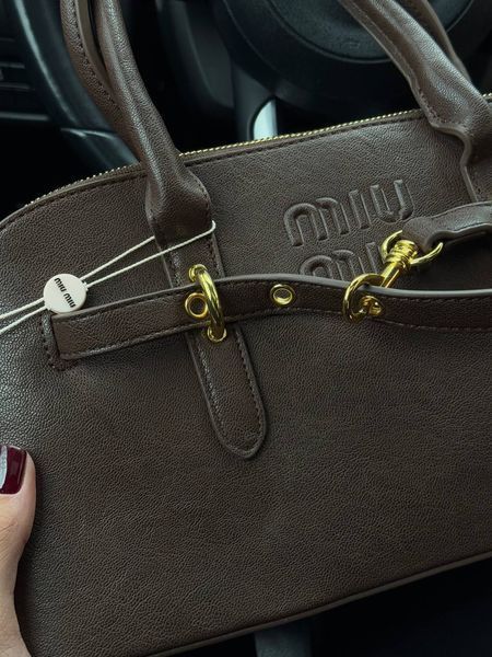 DARK BROWN Miu Miu [оригінальна магнітна коробка] miu3001 фото