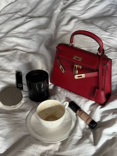 Herm&egrave;s Kelly RED H8099 фото