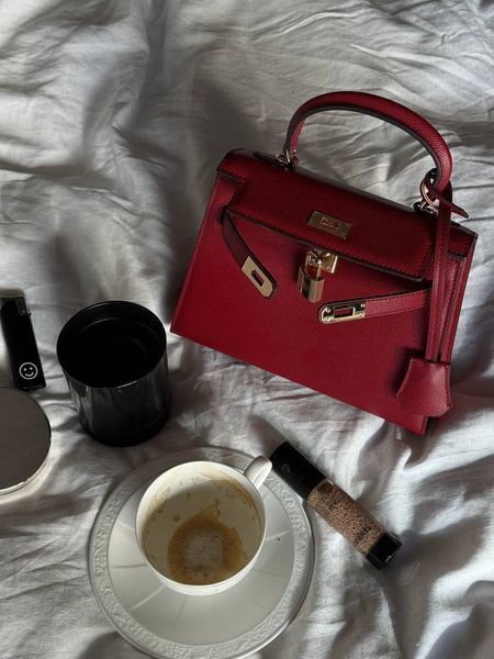 Herm&egrave;s Kelly RED H8099 фото