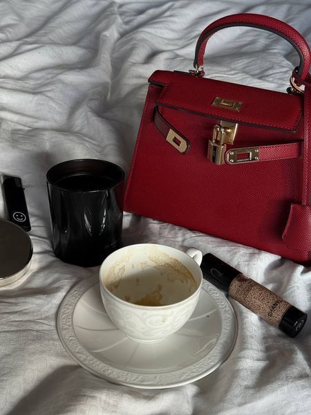 Herm&egrave;s Kelly RED H8099 фото