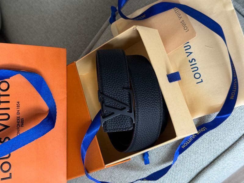 Шкіряний ремінь Louis Vuitton Leather Belt Black/Black із фірмовою металевою пряжкою 6616501 фото