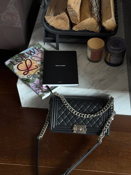 Chanel Medium Boy Black/Silver Caviar RHW Коробка магніт pr2913 фото