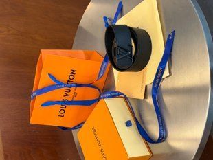 Шкіряний ремінь Louis Vuitton 40 мм Embossing Black/Black із фірмовою металевою пряжкою 6616305 фото