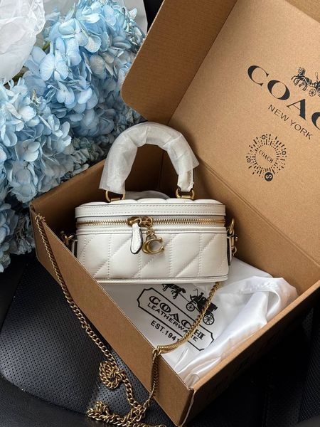 Coach Trail Crossbody With Pillow Quilting MILK крафтова коробка pr0975 фото