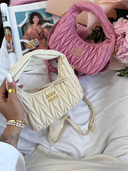 Miu Miu Wander Matelass&eacute; Nappa Leather Mini Hobo BagWhite [оригінальна брендована коробка] miu2441 фото