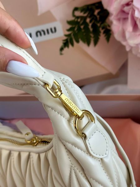 Miu Miu Wander Matelass&eacute; Nappa Leather Mini Hobo BagWhite [оригінальна брендована коробка] miu2441 фото