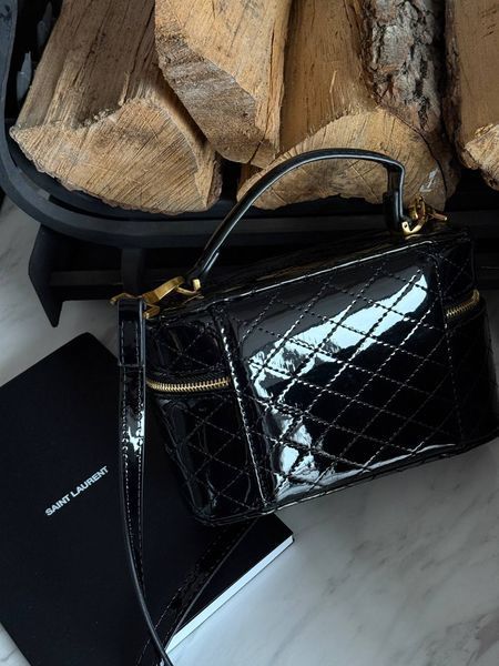 Saint Laurent Gaby Vanity Lacquered Leather Shoulder Bag Black Оригінальна коробка pr7012 фото