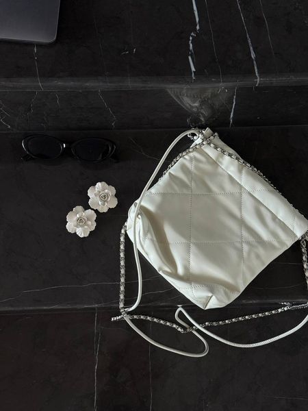 Chanel Milk Quilted Calfskin Mini 20 Bag Silver Hardware Магнітна Коробка pr2980 фото
