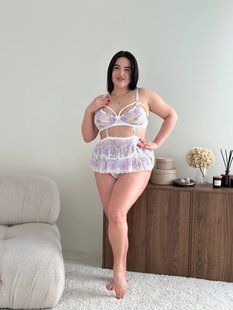 Комплект для дівчат PLUS SIZE з ніжного мережива у світлій гамі з квітковою вишивкою DO3947 фото