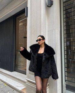 Шуба LOLITA  із м'якого, об'ємного штучного хутра 2058 фото