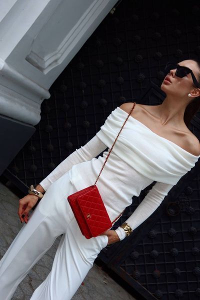 Chanel Classic Wallet on Chain Quilted Caviar Red/Gold Коробка магніт pr22827 фото