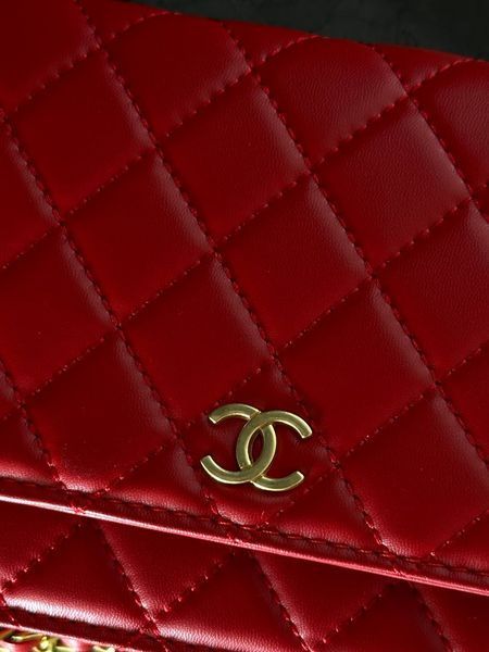 Chanel Classic Wallet on Chain Quilted Caviar Red/Gold Коробка магніт pr22827 фото