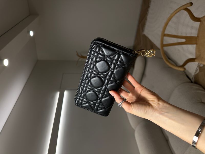 Christian Dior Lady Dior Voyageur &mdash; шкіряний гаманець Black 8819292 фото