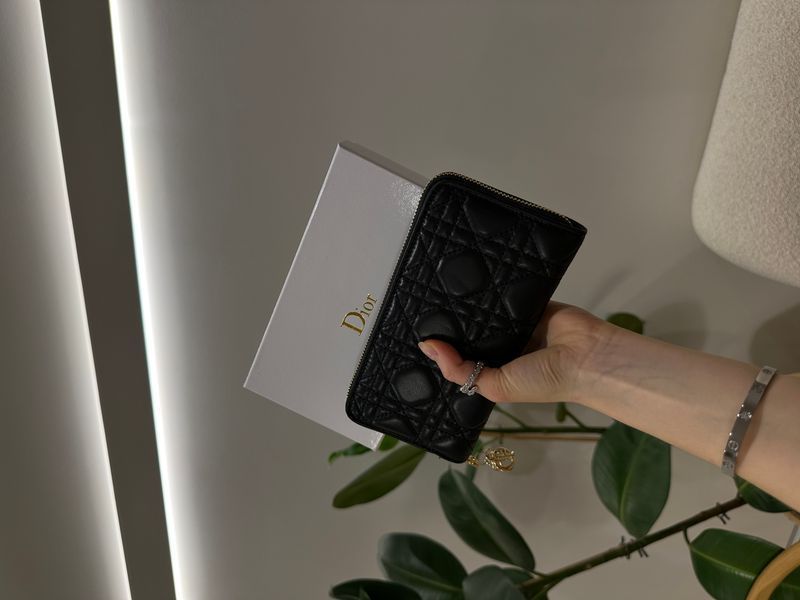 Christian Dior Lady Dior Voyageur &mdash; шкіряний гаманець Black 8819292 фото