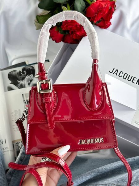 Jacquemus Le Chiquito Moyen Boucle Red pr1019 фото