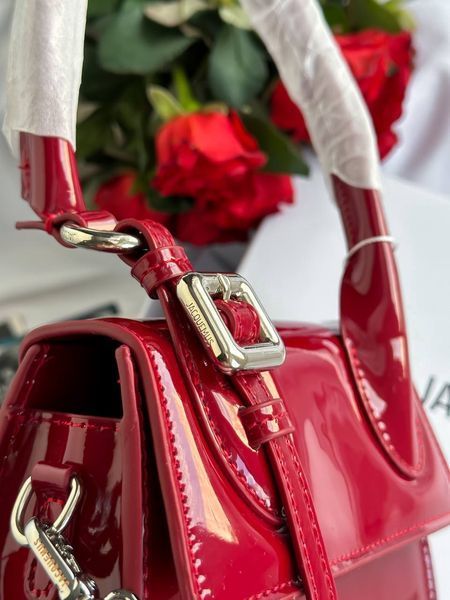 Jacquemus Le Chiquito Moyen Boucle Red pr1019 фото
