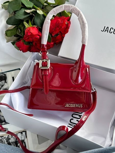 Jacquemus Le Chiquito Moyen Boucle Red pr1019 фото