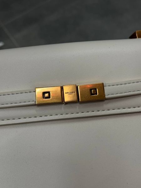 Saint Laurent Manhattan Medium Leather Shoulder Bag Milk pr5121 фото