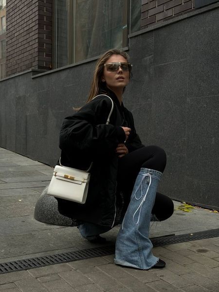 Saint Laurent Manhattan Medium Leather Shoulder Bag Milk pr5121 фото