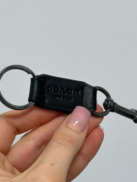 Подарунковий набір Coach 3-в-1 з фірмової канви Signature у чорному дизайні з логотипом. 88176 фото