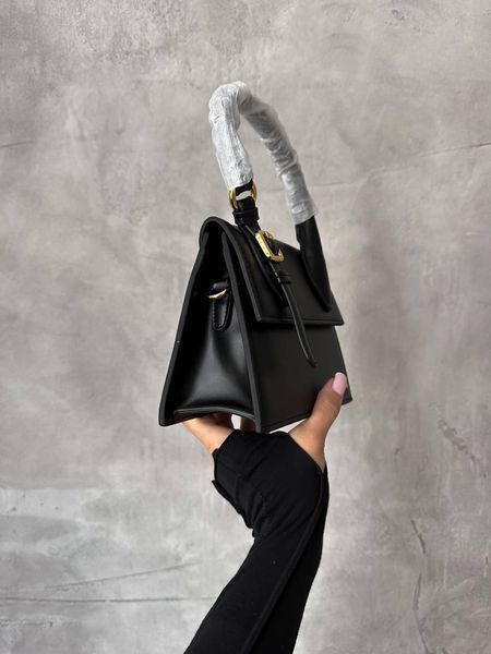 Jacquemus Le Chiquito Moyen Boucle Black pr1015 фото