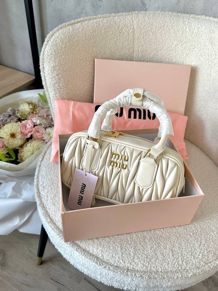 Miu Miu Arcadie Matelass&eacute; Biege [ориг коробка] miu3504 фото