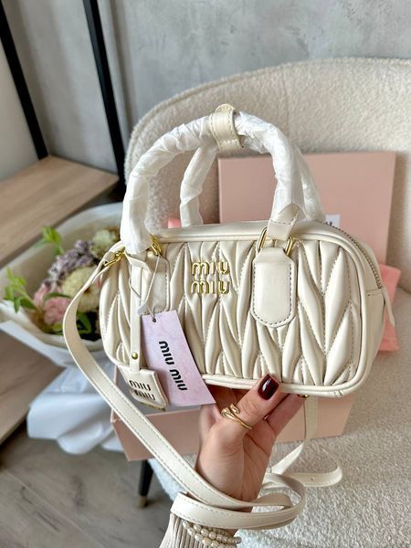 Miu Miu Arcadie Matelass&eacute; Biege [ориг коробка] miu3504 фото