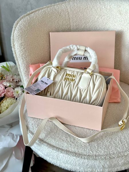 Miu Miu Arcadie Matelass&eacute; Biege [ориг коробка] miu3504 фото