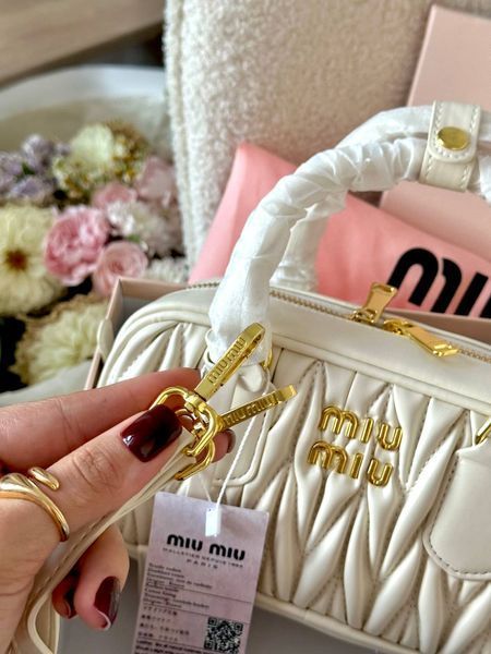 Miu Miu Arcadie Matelass&eacute; Biege [ориг коробка] miu3504 фото