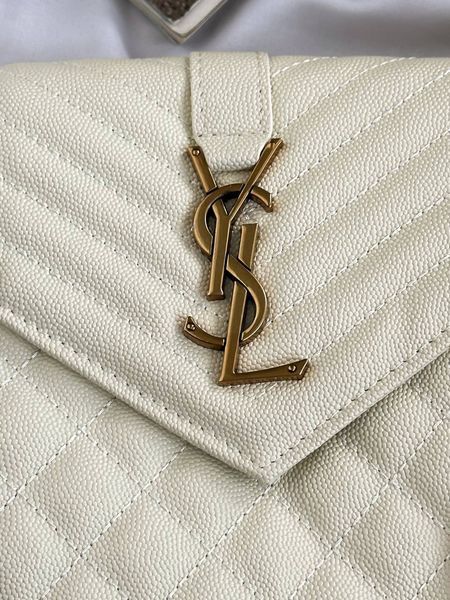 Saint Laurent Leather Envelope Chain Bag Milk pr5109 фото