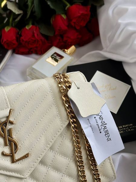Saint Laurent Leather Envelope Chain Bag Milk pr5109 фото