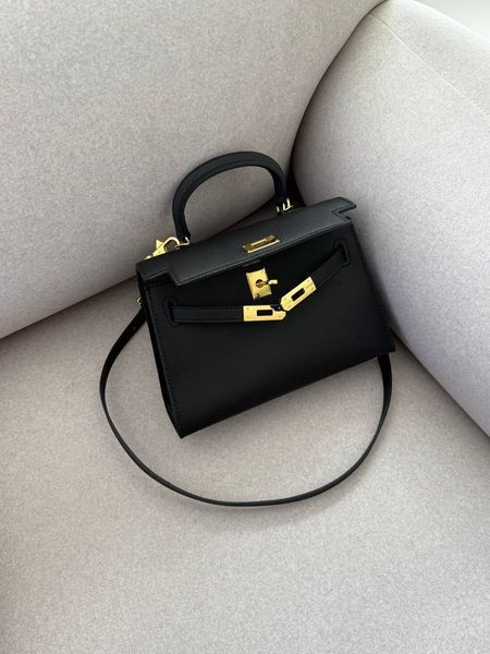 Herm&egrave;s Mini Kelly Black Gold Hardware Магнітна коробка H8212 фото