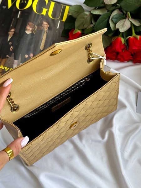 Saint Laurent Leather Envelope Chain Bag Beige pr5110 фото