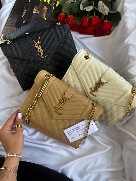 Saint Laurent Leather Envelope Chain Bag Beige pr5110 фото