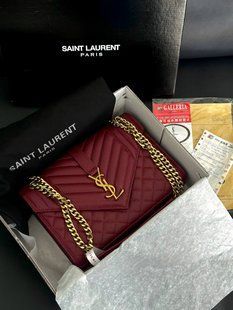 Saint Laurent Leather Envelope Chain Bag Red КОРОБКА МАГНІТ pr5117 фото