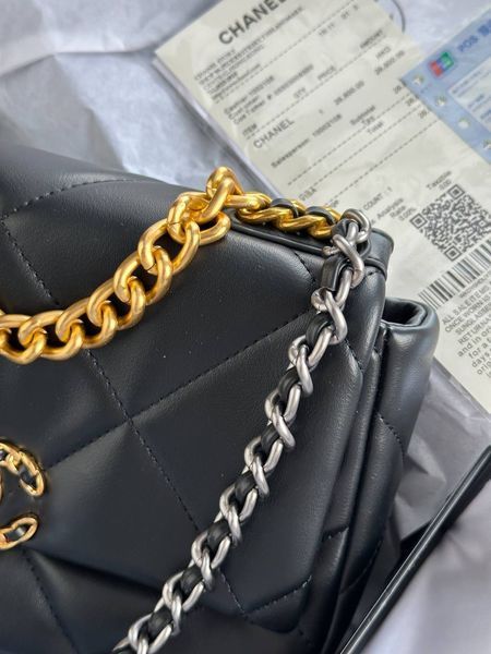 Chanel 19 Large Handbag Black/Gold [магніт коробка] pr88422 фото