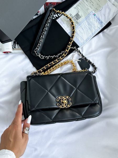 Chanel 19 Large Handbag Black/Gold [магніт коробка] pr88422 фото
