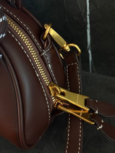 Miu Miu Leather Top-Handle Bag Brown оригинальна коробка] miu2501 фото