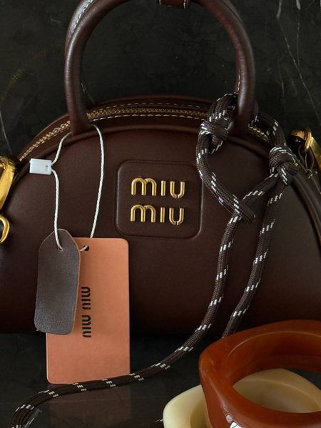 Miu Miu Leather Top-Handle Bag Brown оригинальна коробка] miu2501 фото