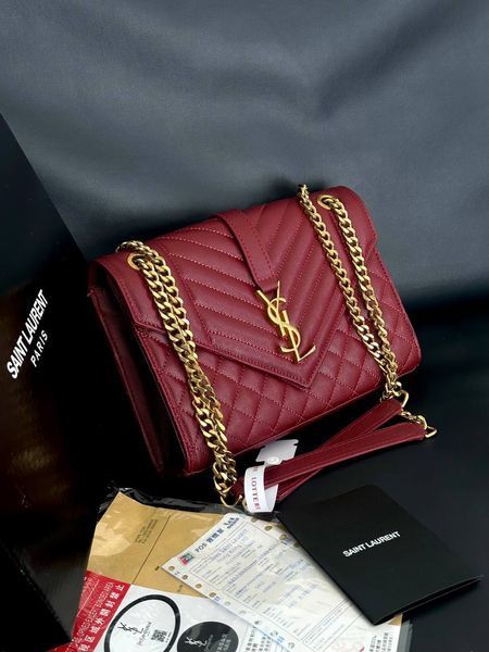 Saint Laurent Leather Envelope Chain Bag Red КОРОБКА МАГНІТ pr5117 фото